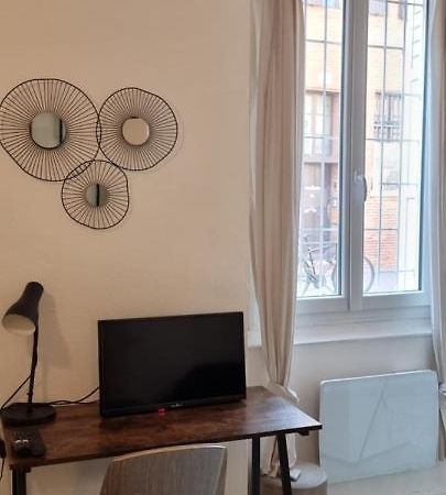 Studio En Rdc - Quai De Garonne - Capitole - Wifi Apartamento Toulouse Exterior foto